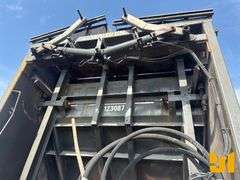 2017 WARREN EQUIPMENT, INC. WARREN EQUIPMENT, INC. T/A SANITATION PUSH OUT TRAILER VIN: 1W9AAXB23HP