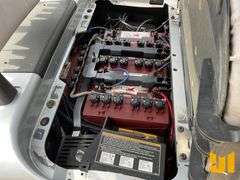 2021 EZ GO RXV GOLF CART 5613057