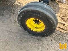 JOHN DEERE 5225 TRACTOR SN: LV5225T422205