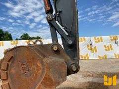 2017 DEERE 380G LC HYDRAULIC EXCAVATOR SN: 1FF380GXTHF900215