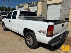 2005 GMC SIERRA 1500 EXTENDED CAB 4X4 PICKUP VIN: 1GTEK19V35E216696