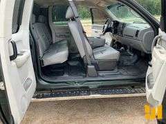 2013 CHEVROLET SILVERADO EXTENDED CAB 4X4 PICKUP VIN: 1GCRKPE79DZ357680