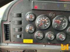 2002 E-ONE AERIAL LADDER/PUMP TRUCK VIN: 4EN3BCA8121004374 T/A  FIRE TRUCK
