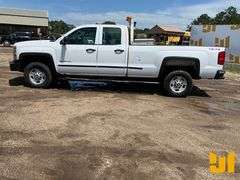 2015 CHEVROLET SILVERADO DOUBLE CAB 4X4 PICKUP VIN: 1GC2KUEG7FZ116221