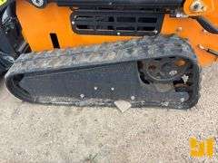 UNUSED LANDHERO LDH-H380 STAND ON MULTI TERRAIN LOADER