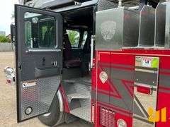 2002 E-ONE AERIAL LADDER/PUMP TRUCK VIN: 4EN3BCA8121004374 T/A  FIRE TRUCK