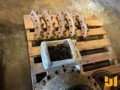 CAT D4H HYDRAULIC TANK, BELL ASSY, MISC GEARS, FINAL DRIVE