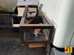 1993 INTERNATIONAL 4600 S/A SEWER/WATER/TANK TRUCK VIN: 1HTSAZPL3PH541049