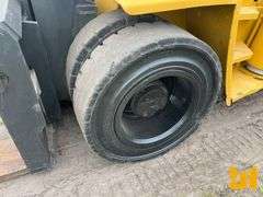 HYSTER ROUGH TERRAIN FORKLIFT