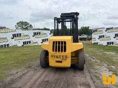 HYSTER ROUGH TERRAIN FORKLIFT