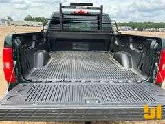 2013 CHEVROLET SILVERADO EXTENDED CAB 4X4 PICKUP VIN: 1GCRKPE79DZ357680