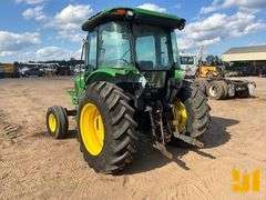 JOHN DEERE 5225 TRACTOR SN: LV5225T422205
