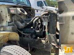 1993 INTERNATIONAL 4600 S/A SEWER/WATER/TANK TRUCK VIN: 1HTSAZPL3PH541049