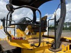 2009 SAKAI SW990 TANDEM VIBRATORY ROLLER SN: VSW41-10111