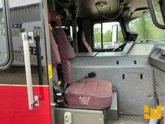 2002 E-ONE AERIAL LADDER/PUMP TRUCK VIN: 4EN3BCA8121004374 T/A  FIRE TRUCK