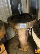 CAT 525B AXLE HOUSING