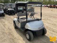 2021 EZ GO RXV GOLF CART 5613036