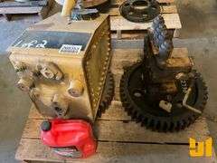 CAT D4H HYDRAULIC TANK, BELL ASSY, MISC GEARS, FINAL DRIVE