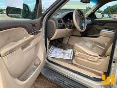 2010 CHEVROLET TAHOE LT VIN: 1GNMCBE32AR203631 2WD