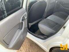 2004 FORD FOCUS VIN: 1FAFP34374W181182 FWD