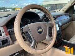 2010 CHEVROLET TAHOE LT VIN: 1GNMCBE32AR203631 2WD