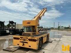 2012 BRODERSON IC80-3J CARRY DECK CRANE SN: 637157