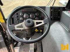 2002 E-ONE AERIAL LADDER/PUMP TRUCK VIN: 4EN3BCA8121004374 T/A  FIRE TRUCK