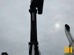 2010 FREIGHTLINER COLUMBIA 120 20500 LB BOOM TRUCK VIN: 1FVHF0CV5BDAW1310