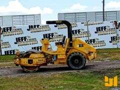 2005 SAKAI SV201TB SINGLE DRUM VIBRATORY ROLLER SN: VSV14T10123