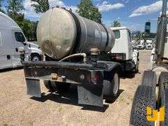 1993 INTERNATIONAL 4600 S/A SEWER/WATER/TANK TRUCK VIN: 1HTSAZPL3PH541049
