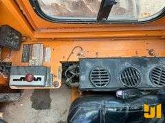 2011 BRODERSON RT300 ROUGH TERRAIN CRANE SN: 37818300