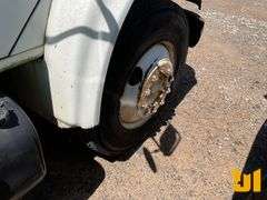 1993 INTERNATIONAL 4600 S/A SEWER/WATER/TANK TRUCK VIN: 1HTSAZPL3PH541049