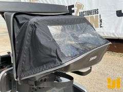 2021 EZ GO RXV GOLF CART 5613036