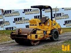 2005 SAKAI SV201TB SINGLE DRUM VIBRATORY ROLLER SN: VSV14T10123