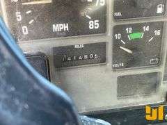 1993 INTERNATIONAL 4600 S/A SEWER/WATER/TANK TRUCK VIN: 1HTSAZPL3PH541049