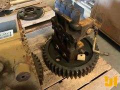 CAT D4H HYDRAULIC TANK, BELL ASSY, MISC GEARS, FINAL DRIVE