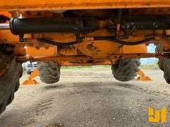2011 BRODERSON RT300 ROUGH TERRAIN CRANE SN: 37818300