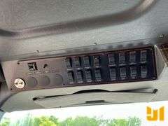 2002 E-ONE AERIAL LADDER/PUMP TRUCK VIN: 4EN3BCA8121004374 T/A  FIRE TRUCK