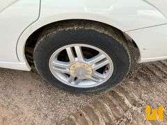 2004 FORD FOCUS VIN: 1FAFP34374W181182 FWD