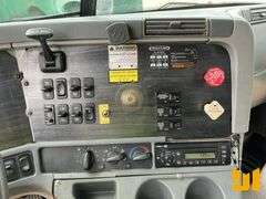 2010 FREIGHTLINER COLUMBIA 120 20500 LB BOOM TRUCK VIN: 1FVHF0CV5BDAW1310