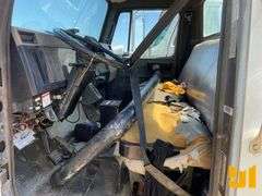 1993 INTERNATIONAL 4600 S/A SEWER/WATER/TANK TRUCK VIN: 1HTSAZPL3PH541049