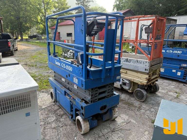 GENIE GS-1930 AERIAL LIFTS SN: 57322
