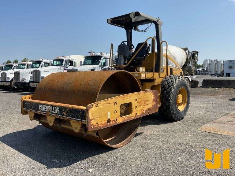 2005 CATERPILLAR CS-533E SINGLE DRUM VIBRATORY ROLLER SN: CATCS533EDAK00316
