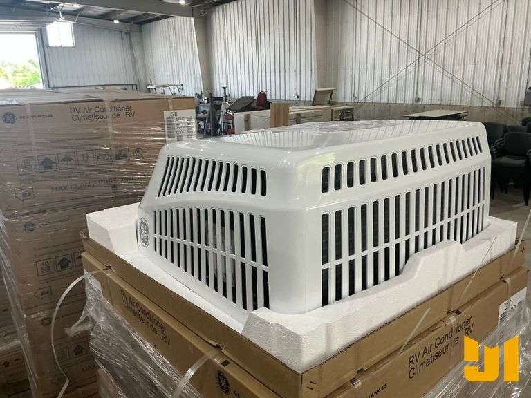 (5) GENERAL ELECTRIC ARC15AACW AIR CONDITIONING UNITS, COLOR- WHITE