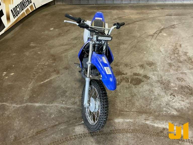 2015 YAMAHA TTR  MOTORCYCLE VIN: JYACE25Y8FA025543