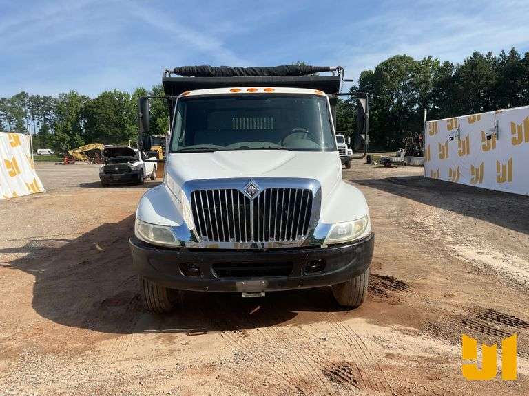 2006 INTERNATIONAL MA015 SINGLE AXLE DUMP TRUCK VIN: 1HTMPAFM76H351028