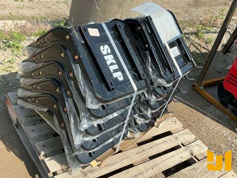 (10) SKLP UNUSED EQUIPMENT SEATS