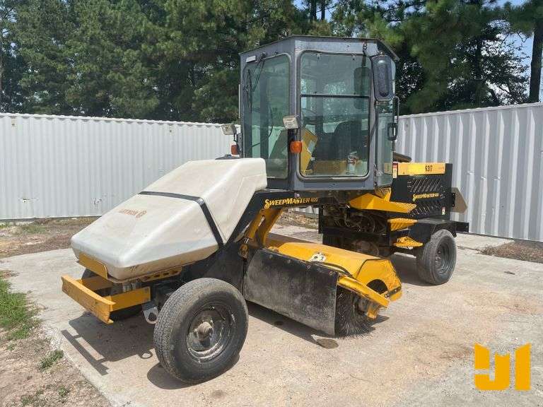 2017 LAYMOR SM400 BROOM SN: 37512
