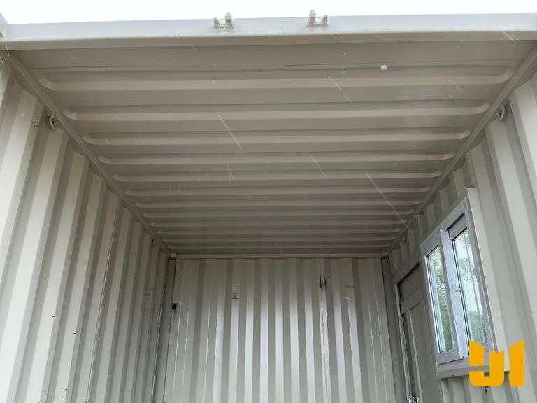 10'  CONTAINER SN: CTTN 0001608