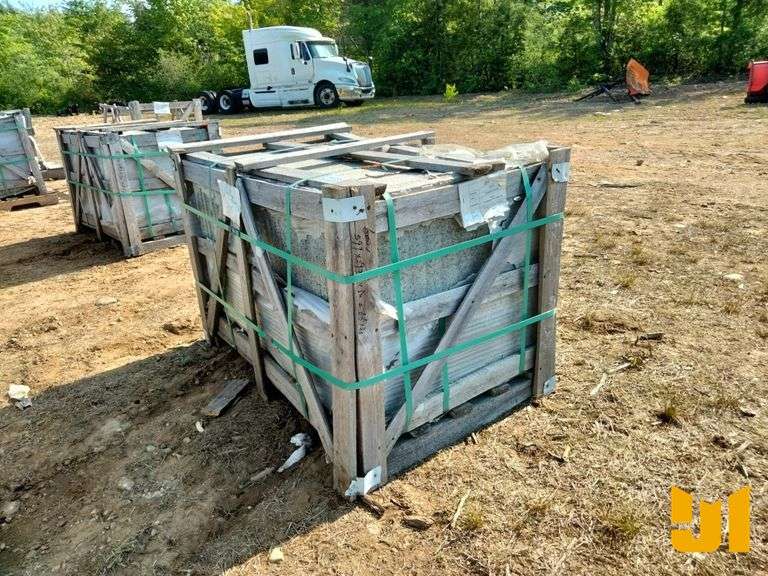 PALLET OF GRANITE PAVERS